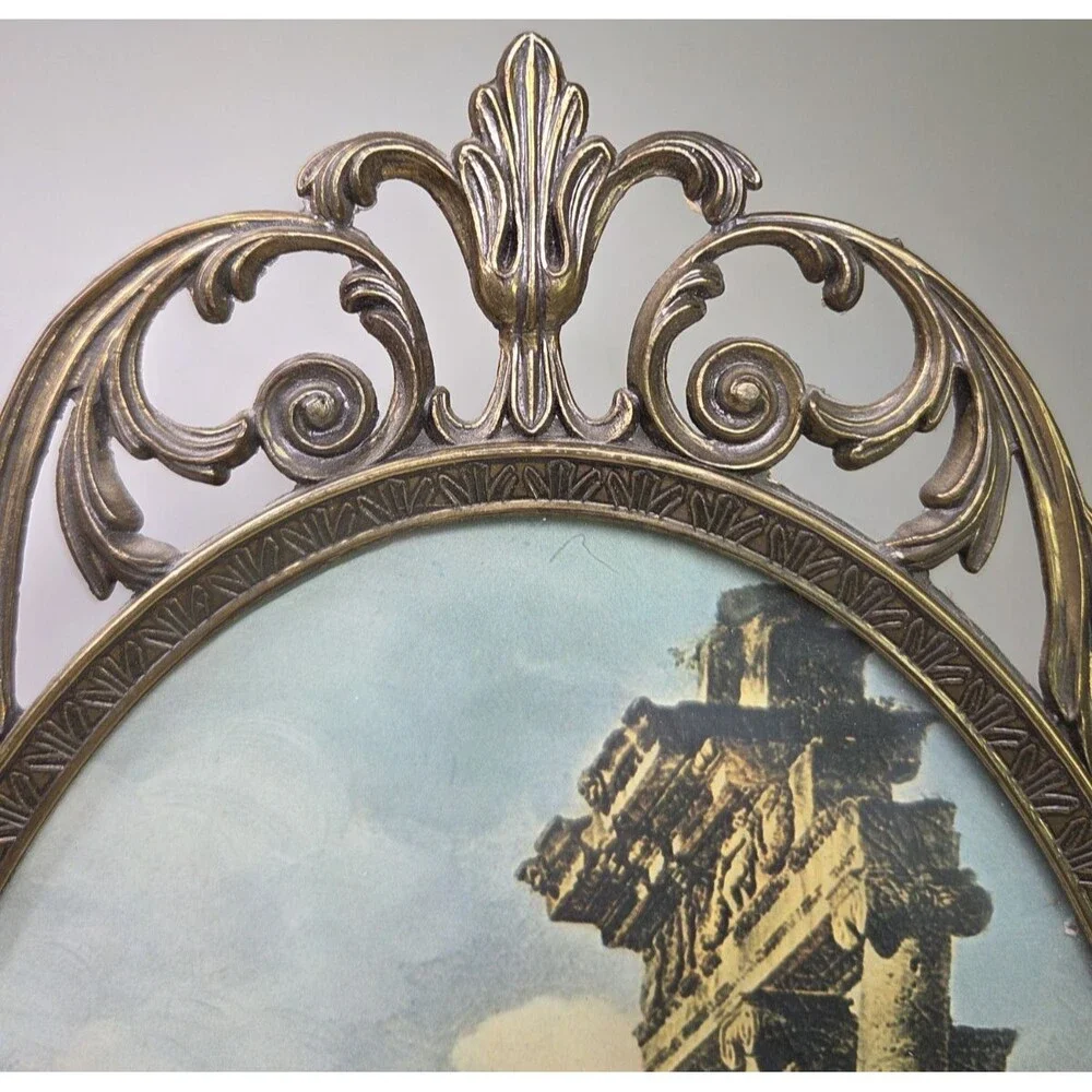 Vintage Italian Metal Oval Picture Frame Wall Hanging Brass Patina 12.5